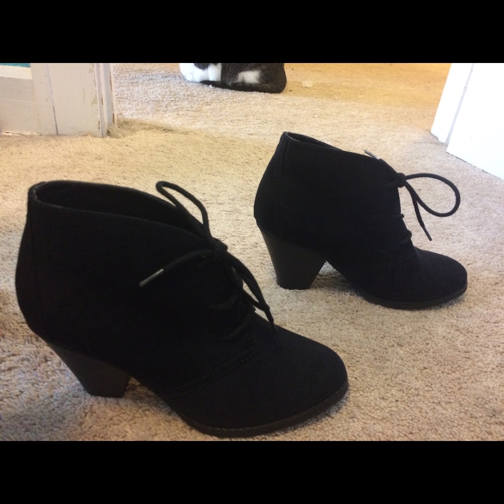 Black Lace-Up Booties